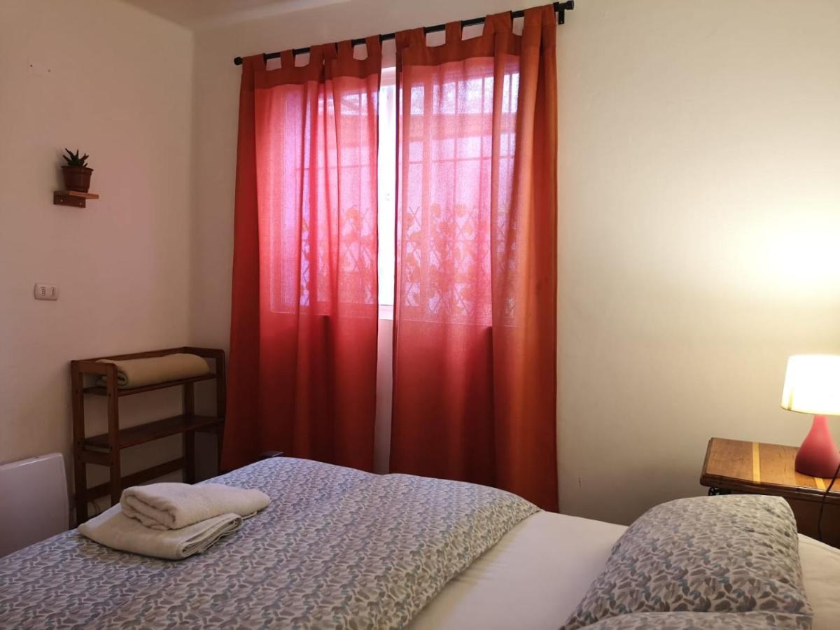 Hostal Vitalia Σαντιάγκο Εξωτερικό φωτογραφία